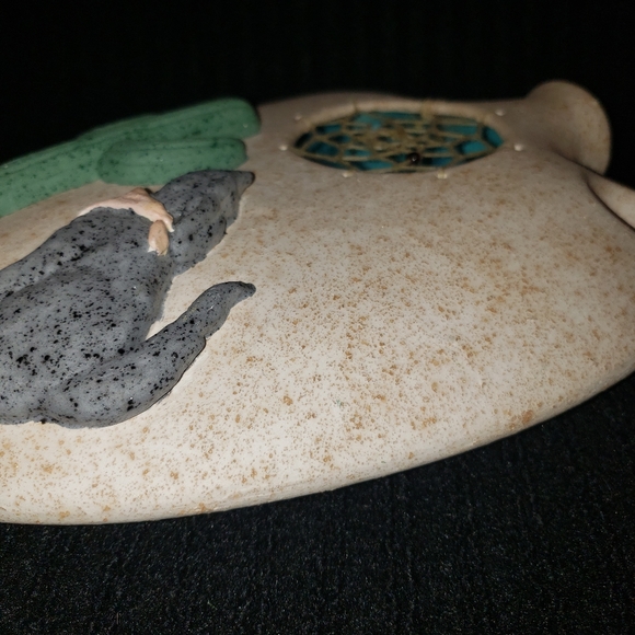 Decorative Flat Vase - Picture 2 of 6